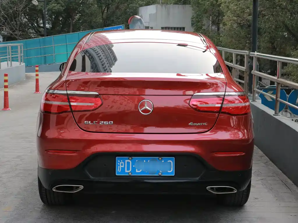 Mercedes-Benz GLC Coupe 2017 GLC 260 4MATIC Coupe SUV купить на сайте DeffCars