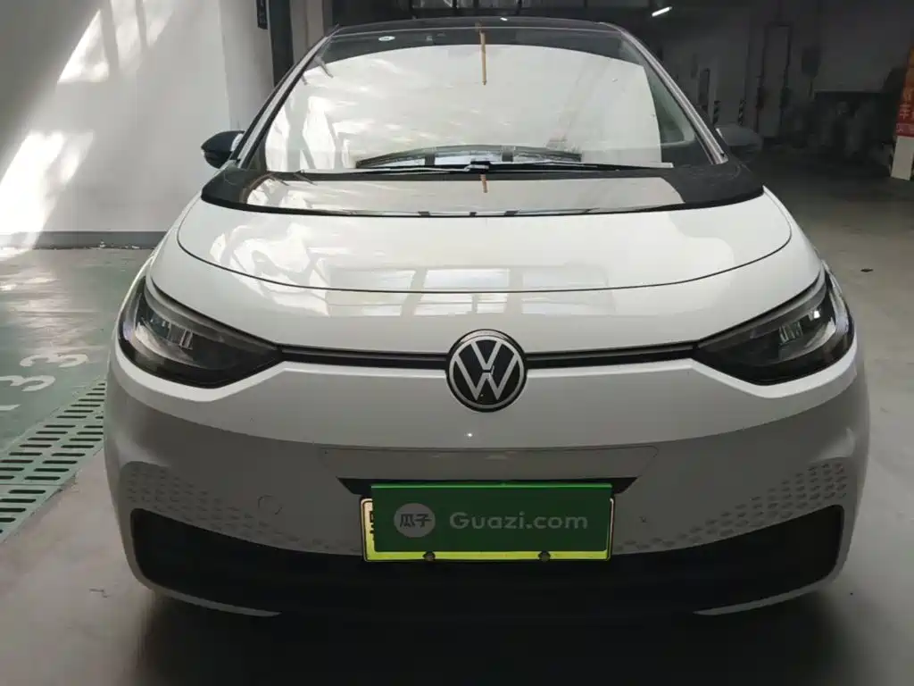 Volkswagen ID.3 2025 Smart Outstanding Edition купить на сайте DeffCars