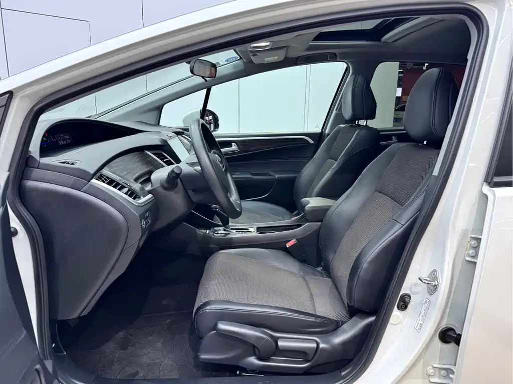 Jade 2017 1.8L automatic comfort version 5 seats купить на сайте DeffCars