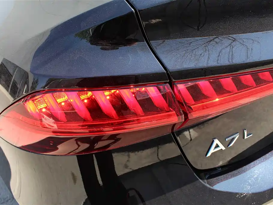 Audi A7L 2024 45TFSI quattro S-line vision type liquid crystal package купить на сайте DeffCars