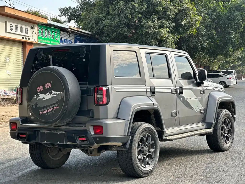 Beijing off-road BJ40 2021 2.0T automatic four-wheel drive ring tower championship version купить на сайте DeffCars