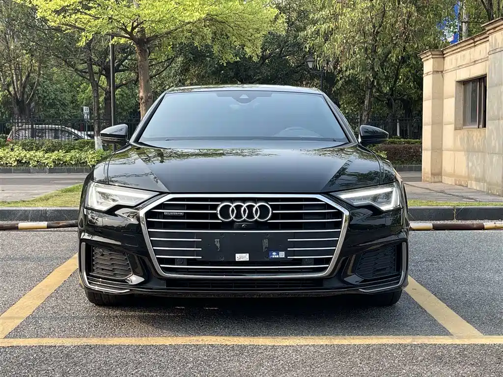 Audi A6L 2022 55 TFSI quattro exclusive dynamic model купить на сайте DeffCars