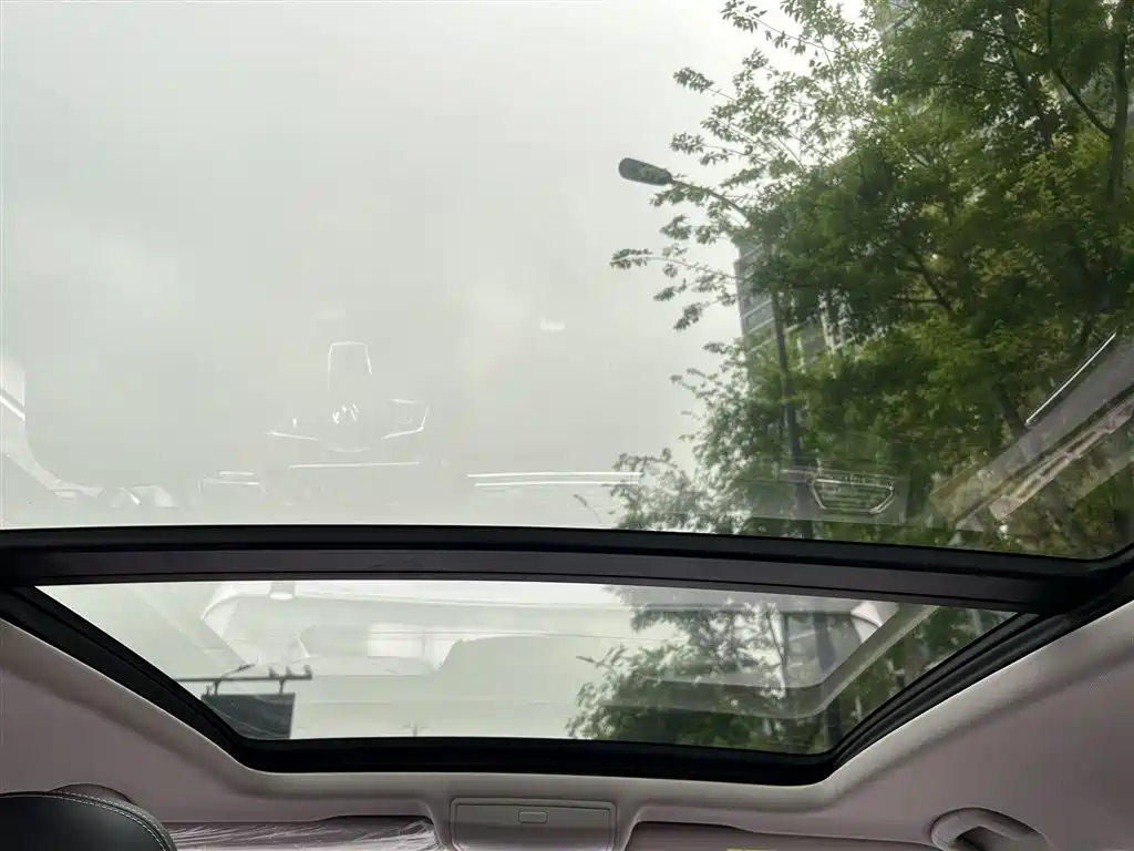 Tiguan L 2020 330TSI automatic two-wheel drive R-Line flagship version National VI купить на сайте DeffCars