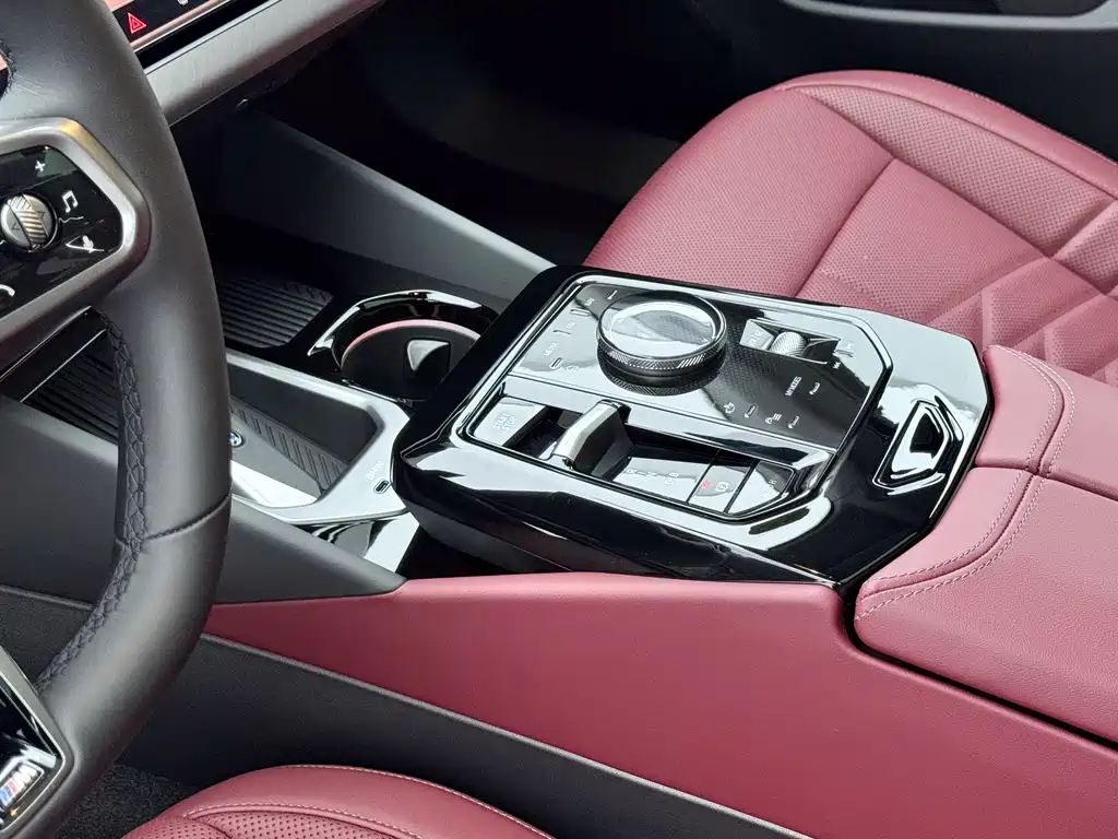 BMW i5 2025 eDrive 40L M Sports Package купить на сайте DeffCars