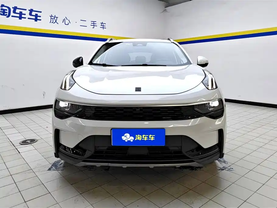 Lynk & Co 01 2023 2.0TD 2WD Pro купить на сайте DeffCars