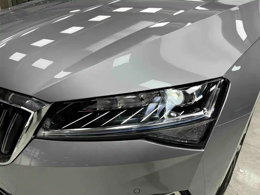 Superb 2023 facelift TSI280 DSG exclusive version купить на сайте DeffCars