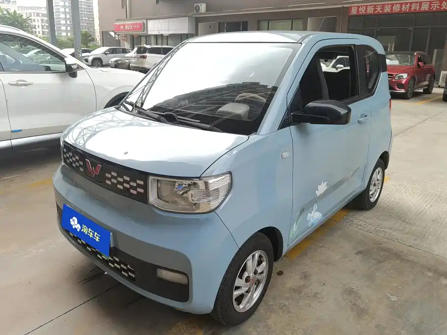 Hongguang MINIEV 2020 Yuexiang model lithium iron phosphate купить на сайте DeffCars