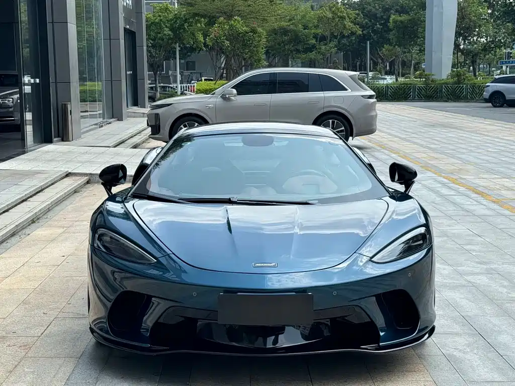 McLaren GT 2019 4.0T standard model купить на сайте DeffCars