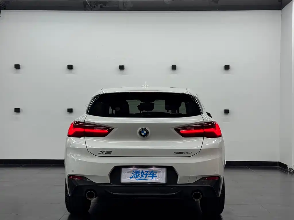BMW X2 2021 sDrive25i leading M sports package купить на сайте DeffCars