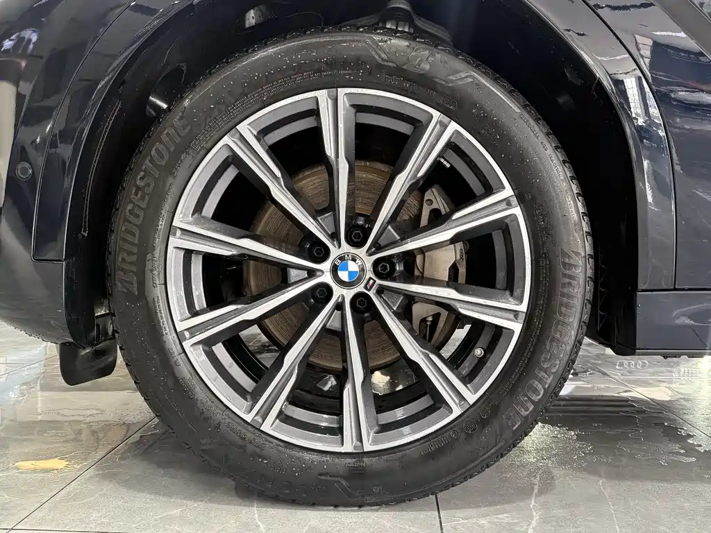 BMW X6 2022 facelift xDrive40i M sports package купить на сайте DeffCars