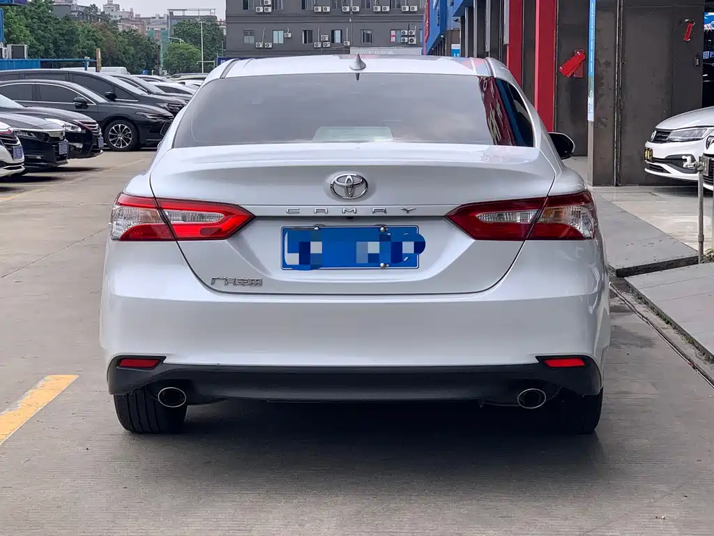 Camry 2022 2.0GVP Leading Edition купить на сайте DeffCars