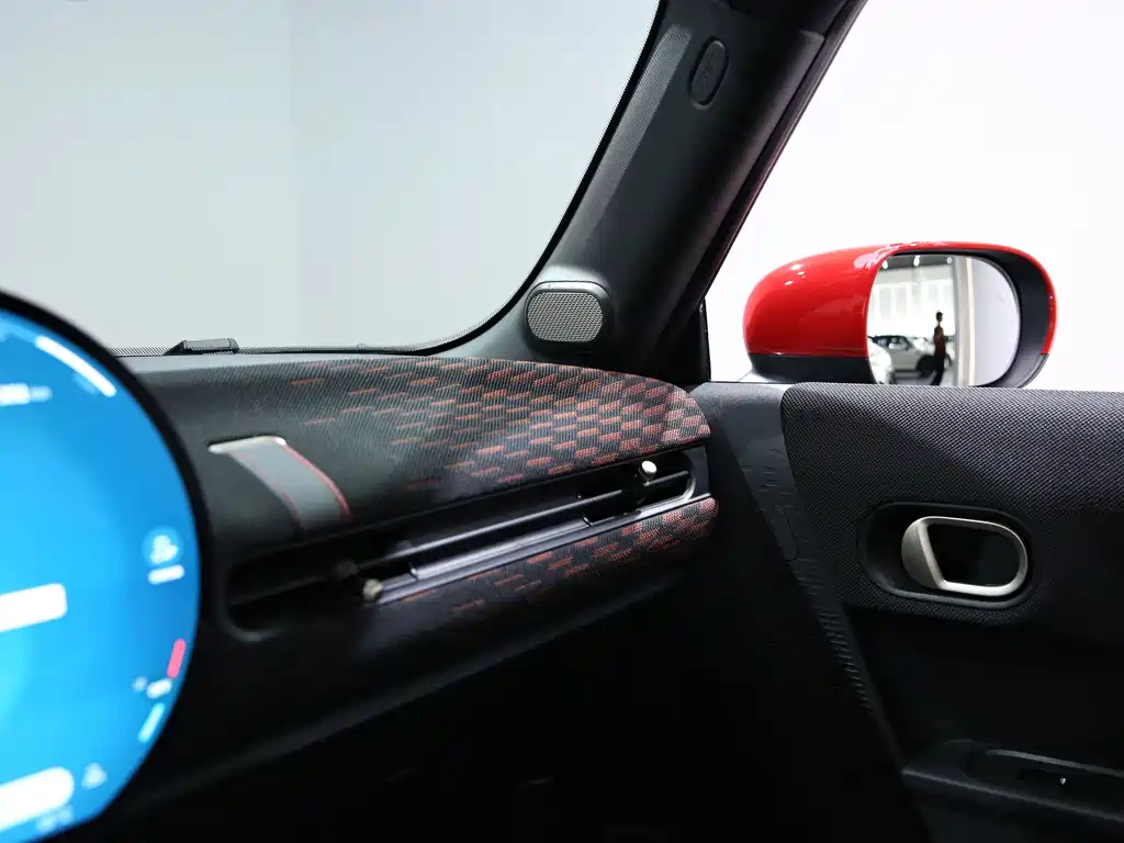 MINI JCW 2025 JOHN COOPER WORKS купить на сайте DeffCars