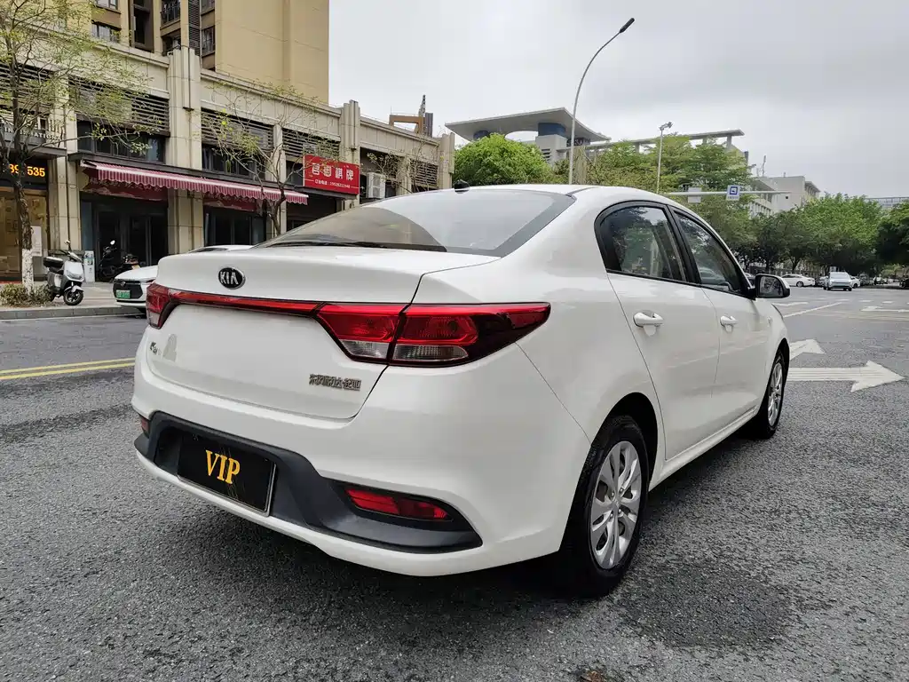 Kia K2 2017 Sedan 1.4L AT GLS купить на сайте DeffCars