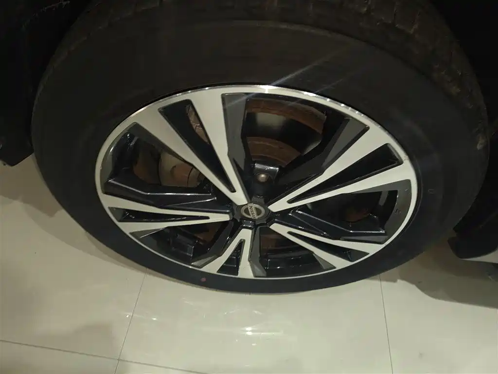 Qashqai 2019 2.0L CVT Deluxe Edition купить на сайте DeffCars