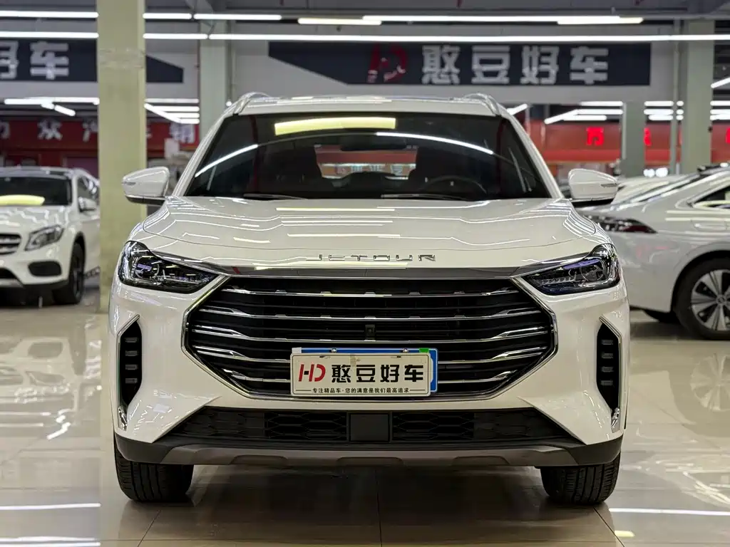 Jietu X70 PLUS 2021 facelift 1.5T DCT Mountain PRO 7 seats купить на сайте DeffCars