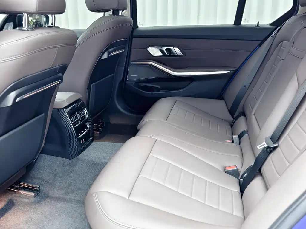 BMW 3 Series 2021 325i M Sports Night Package купить на сайте DeffCars