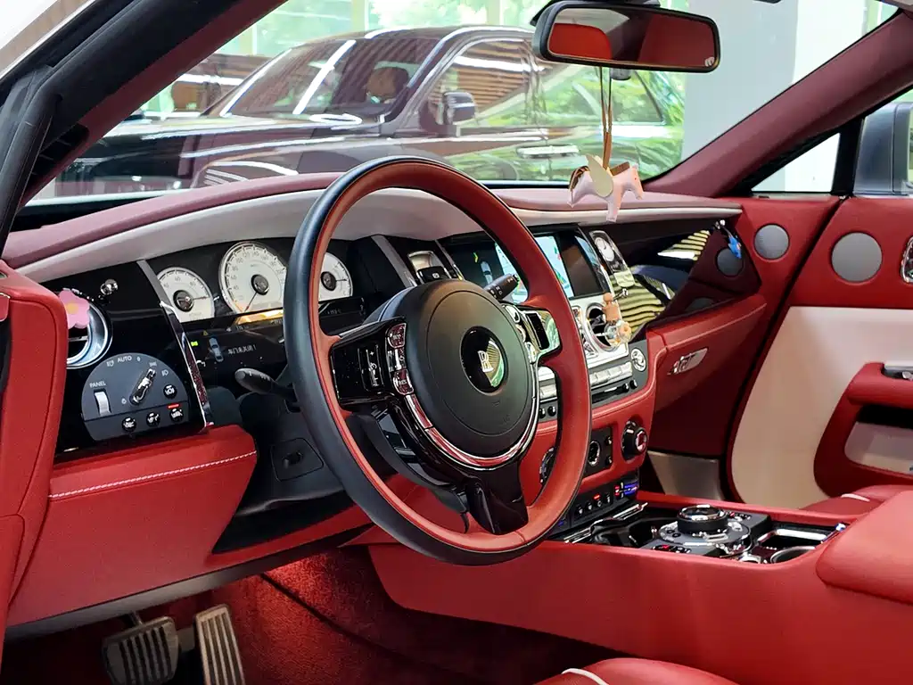 Phantom 2018 6.6T standard model купить на сайте DeffCars