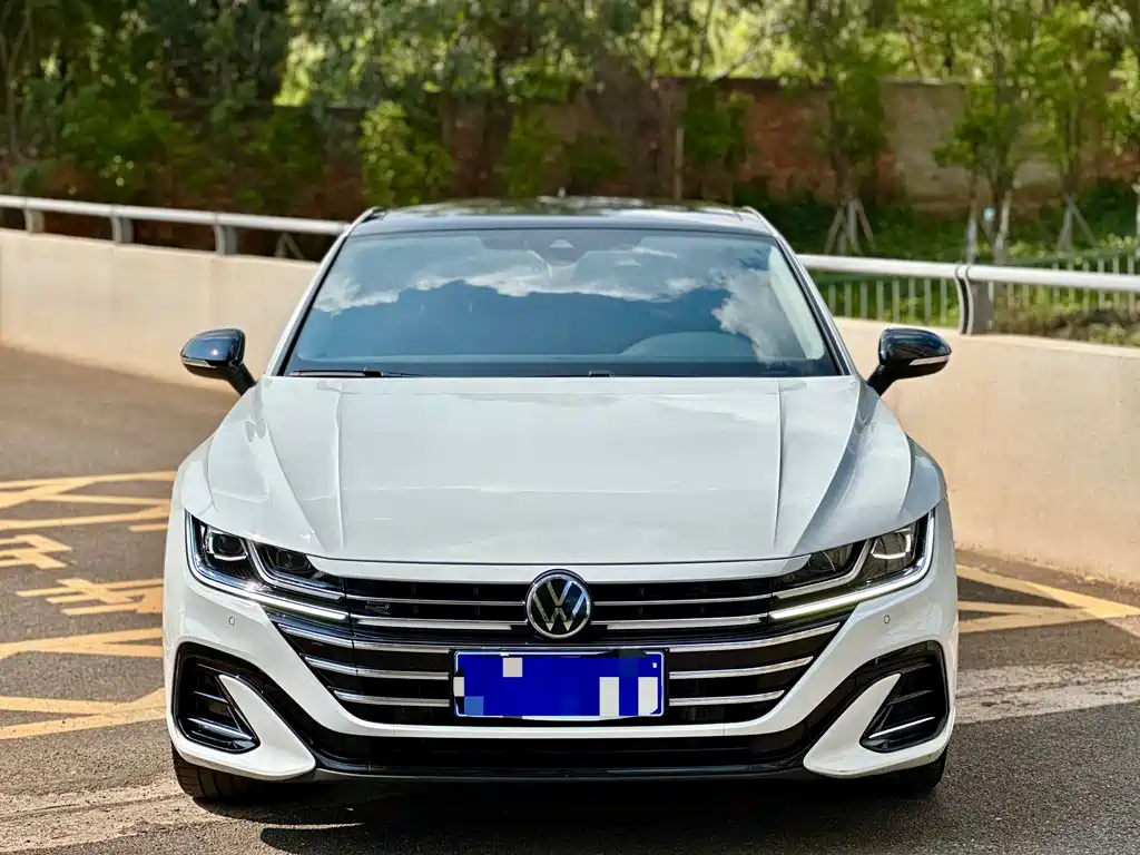 FAW-Volkswagen CC 2021 380TSI eye-catching version купить на сайте DeffCars