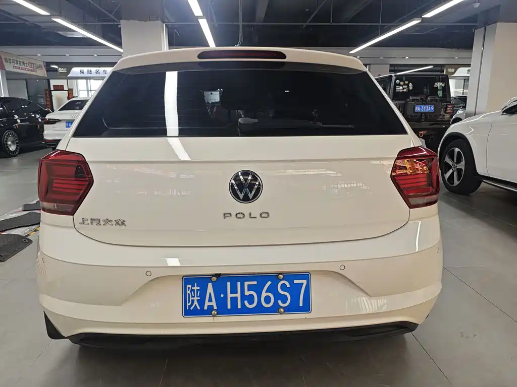Polo 2021 Plus 1.5L Automatic Colorful Technology Edition купить на сайте DeffCars