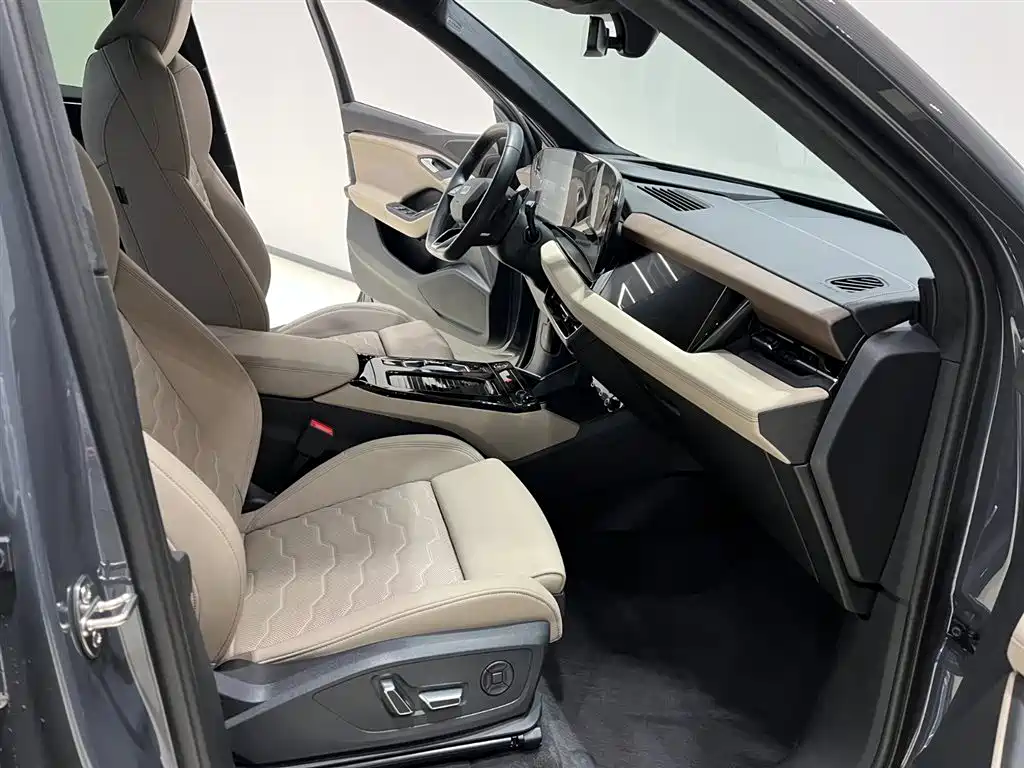 Audi Q6L e-tron 2026 first pilot version купить на сайте DeffCars