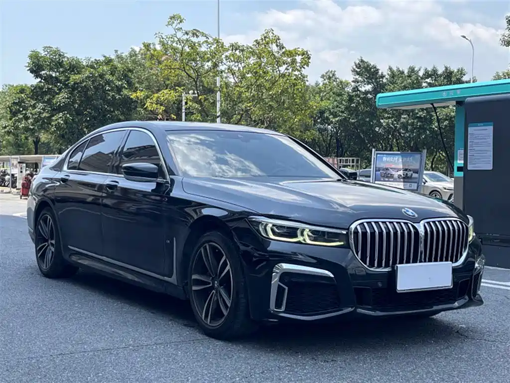 BMW 7 Series 2019 730Li M Sports Package купить на сайте DeffCars