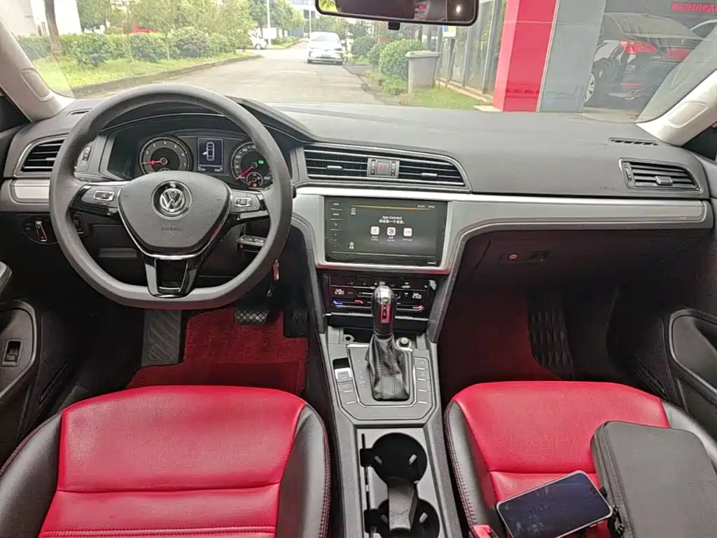 LAMANDO 2021 230TSI DSG Fashion Edition купить на сайте DeffCars