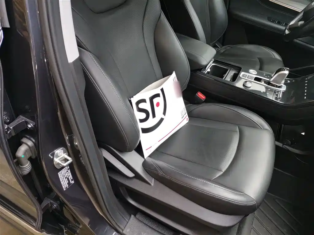 Tiggo 8 PLUS 2021 model 290TGDI DCT luxury version купить на сайте DeffCars