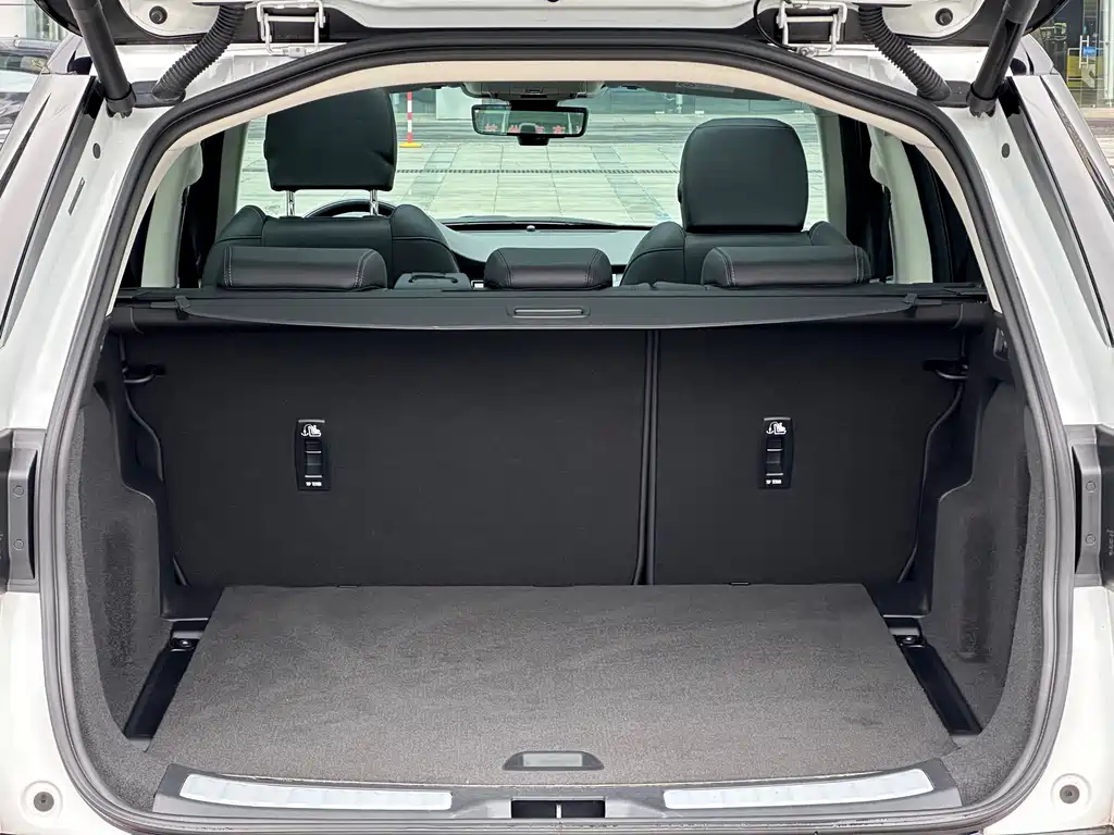 Discovery Sport 2024 Luxury Customized Edition купить на сайте DeffCars