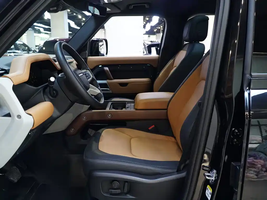 Land Rover Defender 2024 110 3.0T P400 X-DYNAMIC HSE купить на сайте DeffCars