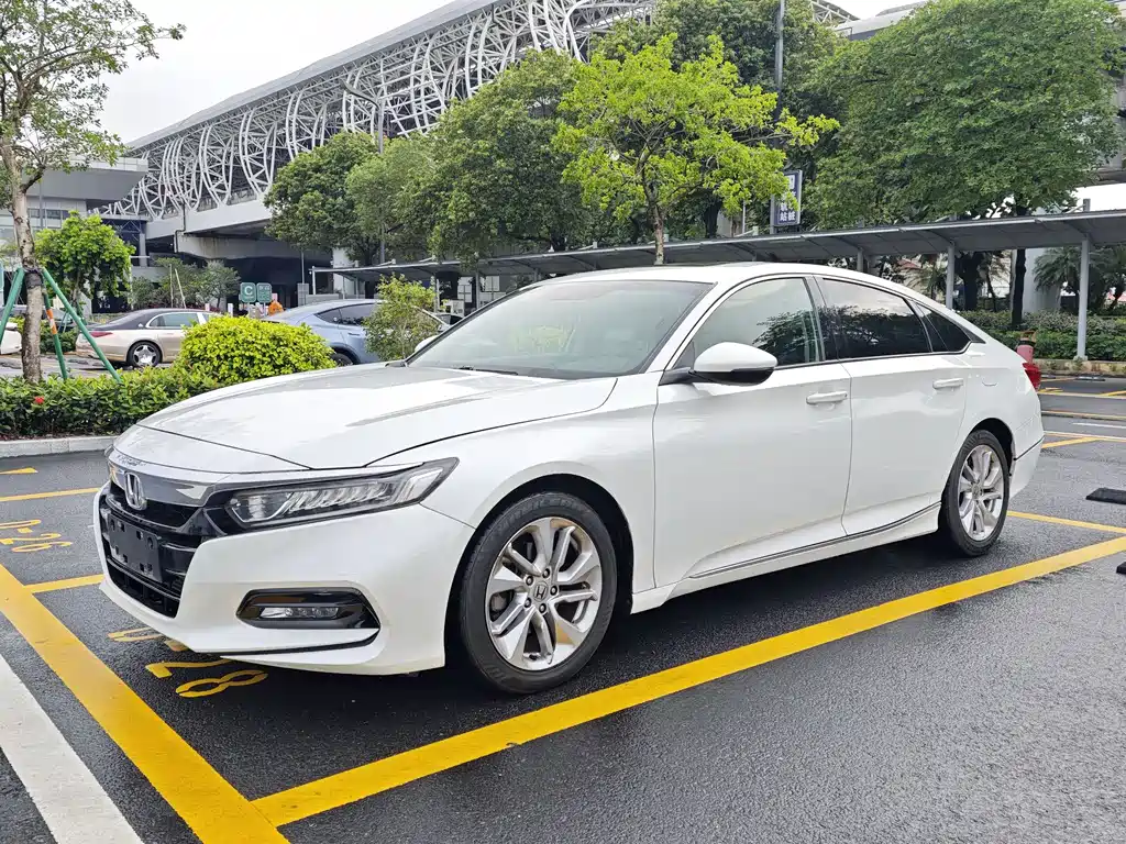 Accord 2018 260TURBO Elite Edition National V купить на сайте DeffCars