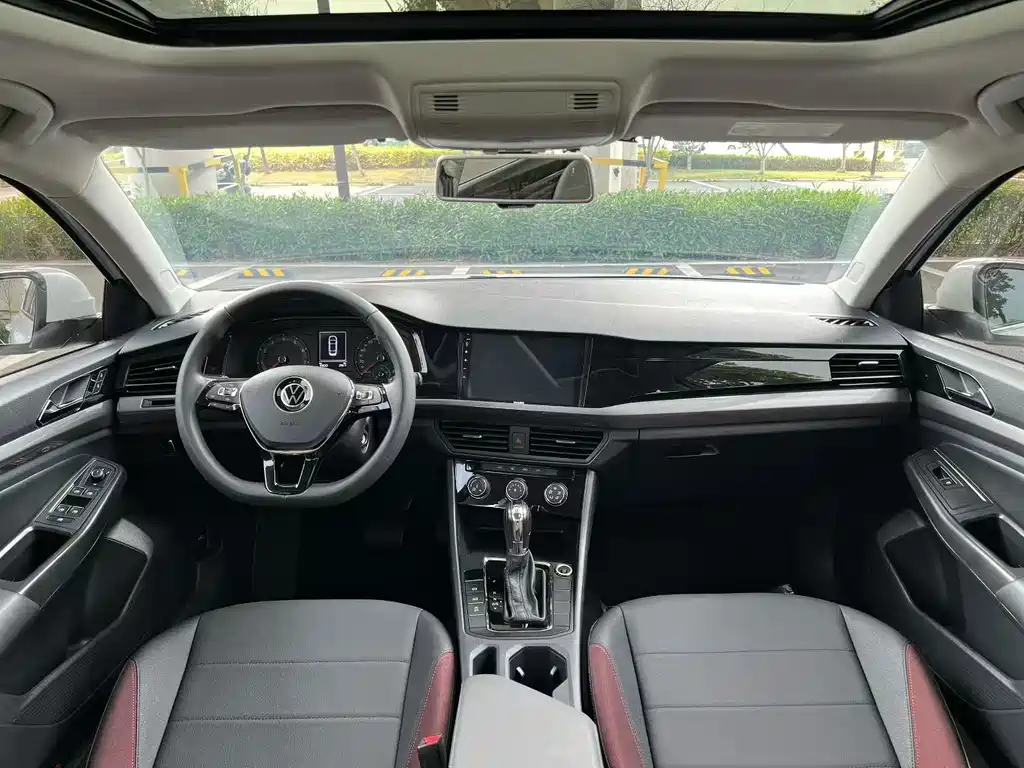 Bora 2021 1.5L automatic comfort intelligent connected version купить на сайте DeffCars