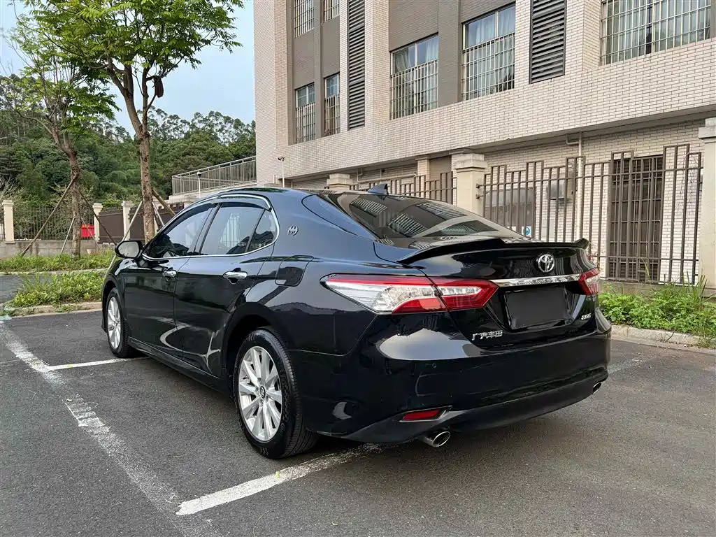 Camry 2021 2.0G Deluxe Edition купить на сайте DeffCars