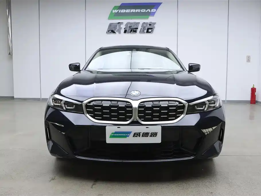 BMW 3 Series 2024 325Li M Sports Package купить на сайте DeffCars