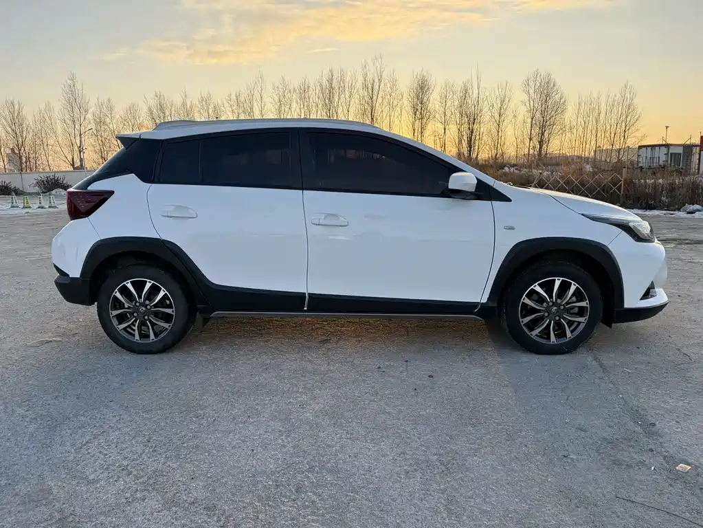 YARiS L Zhixuan 2022 Zhixuan X 1.5L CVT luxury PLUS version купить на сайте DeffCars