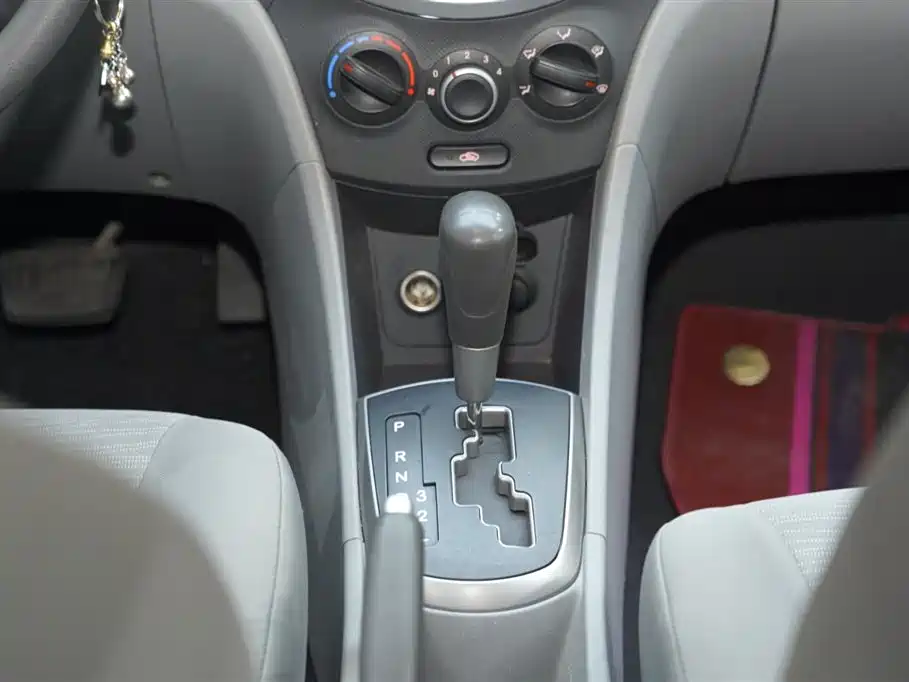 Reina 2016 1.4L automatic fashionable GS купить на сайте DeffCars