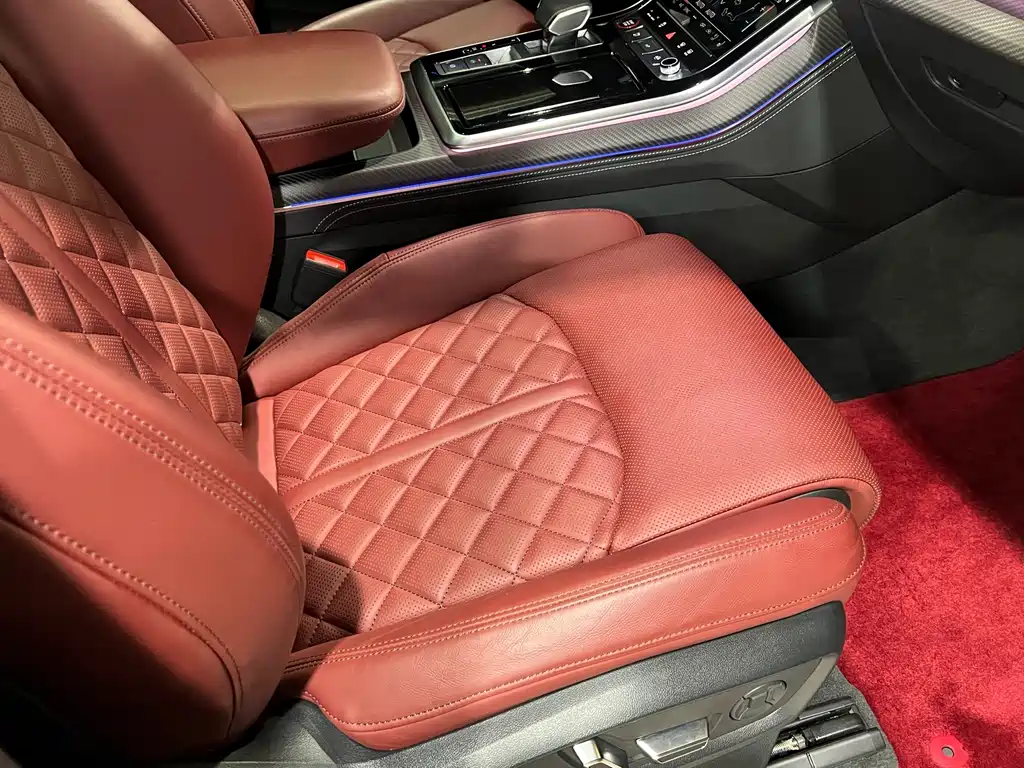 Audi SQ7 2024 Model 4.0 TFSI купить на сайте DeffCars