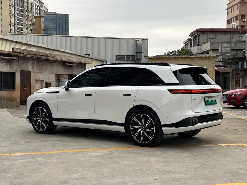 Xpeng G9 2022 model 702 Max купить на сайте DeffCars