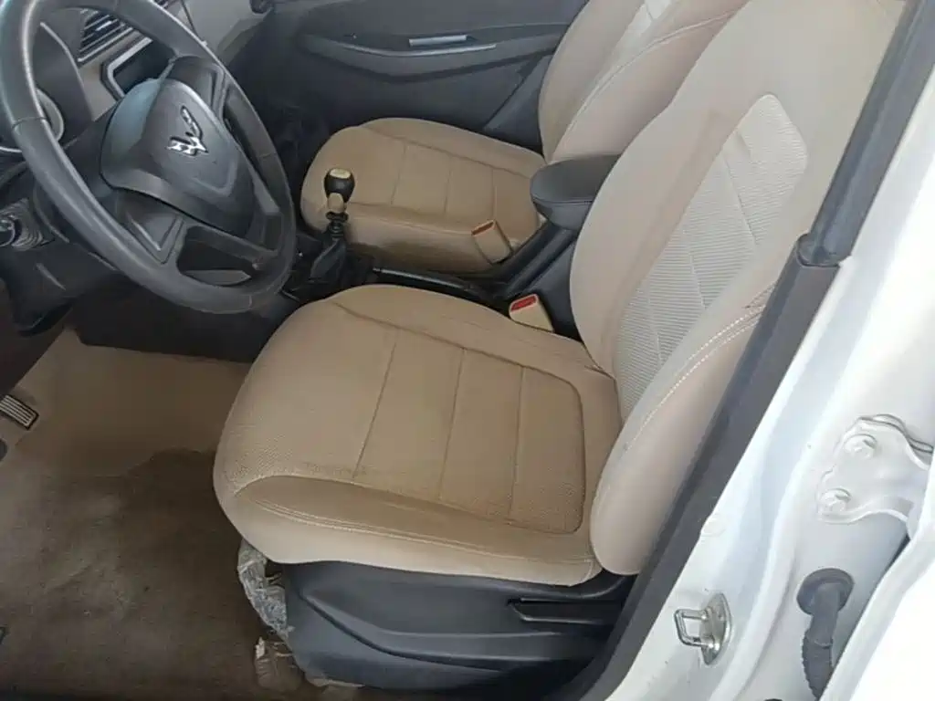 Wuling Hongguang 2019 1.5L S Standard National VI LAR купить на сайте DeffCars