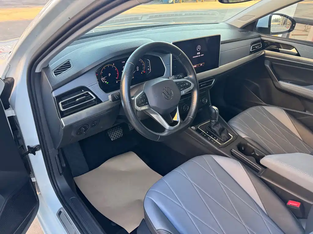Lavida 2023 1.5L automatic 5 million version купить на сайте DeffCars