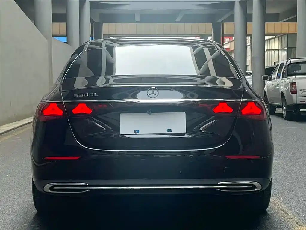 Mercedes-Benz E-Class 2024 E 300 L Luxury Model купить на сайте DeffCars