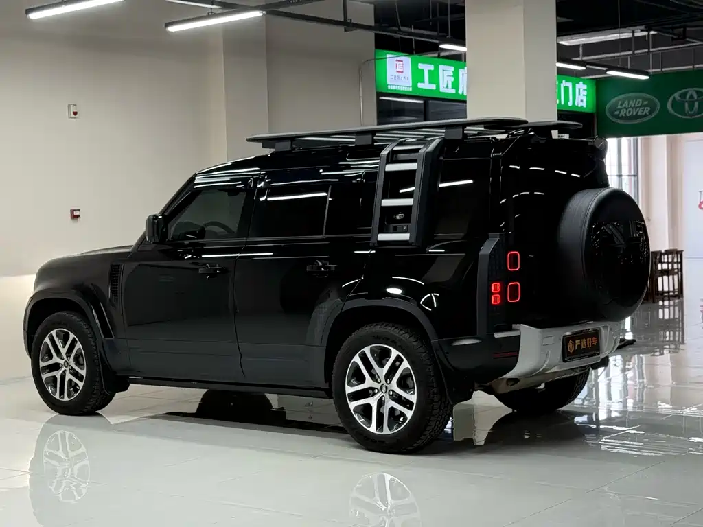 Land Rover Defender 2023 facelift 110 3.0T P400 Dark Special Edition купить на сайте DeffCars