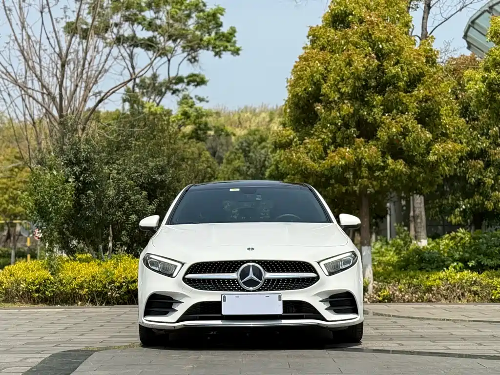 Mercedes-Benz A-Class 2020 Facelift A 200 L Sports Sedan Fashionable купить на сайте DeffCars