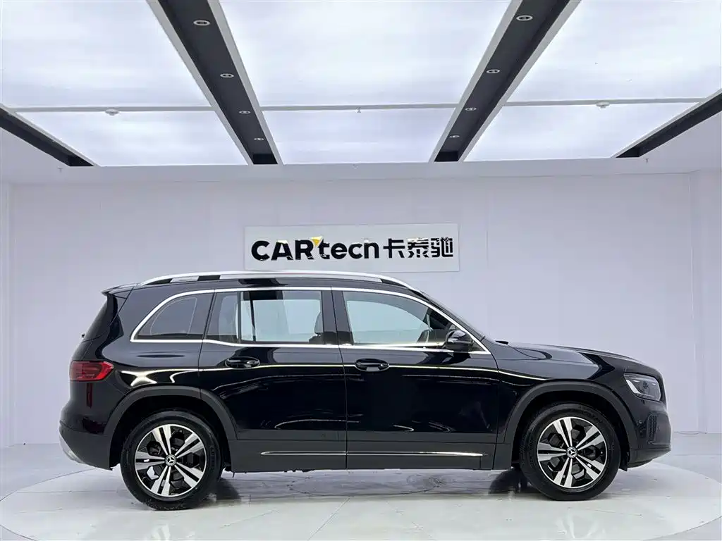 Mercedes-Benz GLB 2024 facelift GLB 200 dynamic version купить на сайте DeffCars