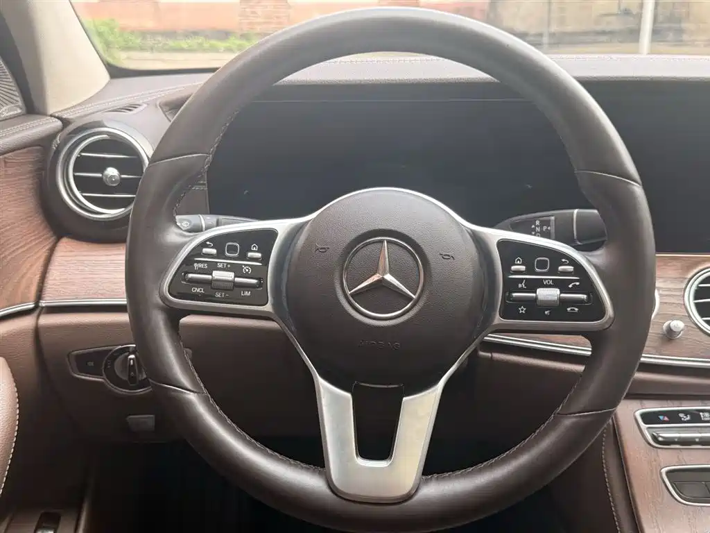 Mercedes-Benz E-Class 2020 facelift E 260 L купить на сайте DeffCars