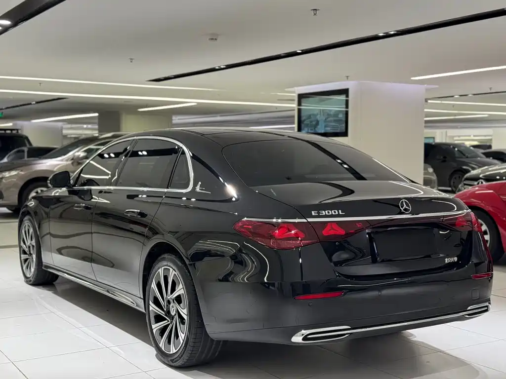 Mercedes-Benz E-Class 2024 E 300 L Luxury Model купить на сайте DeffCars