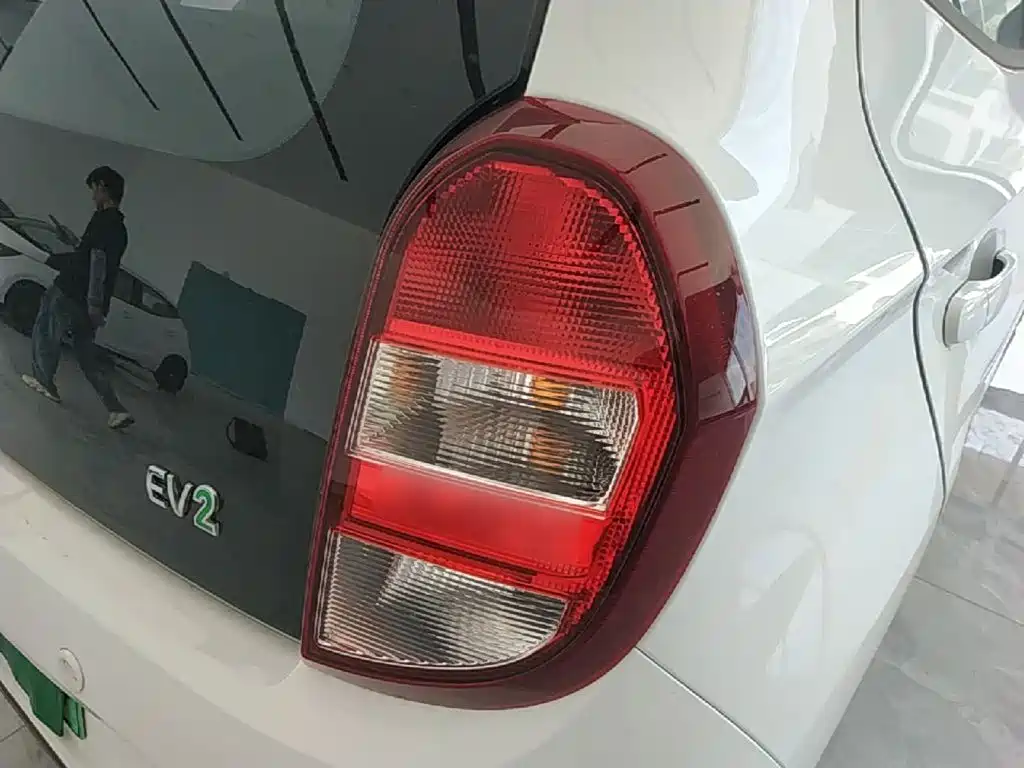 Yizhi EV2 2026 PLUS+ Comfort Model купить на сайте DeffCars