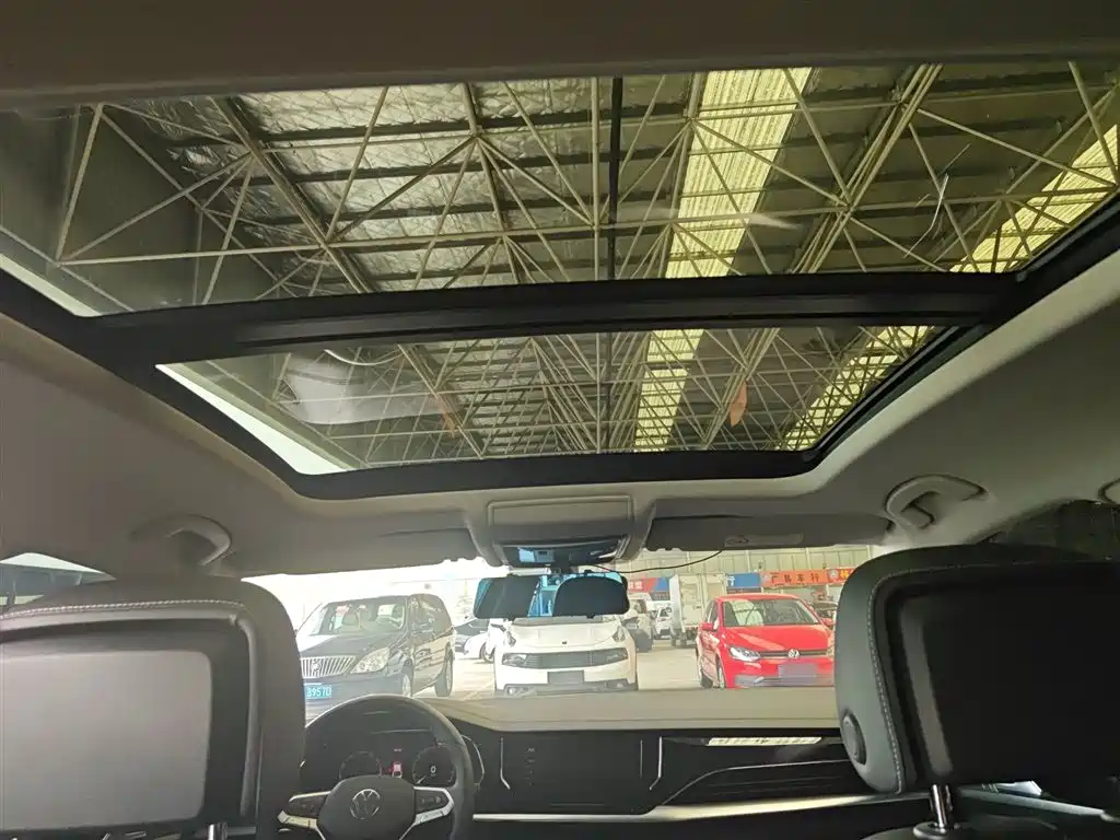 Passat 2025 Outstanding Model 380TSI Dragon Edition купить на сайте DeffCars