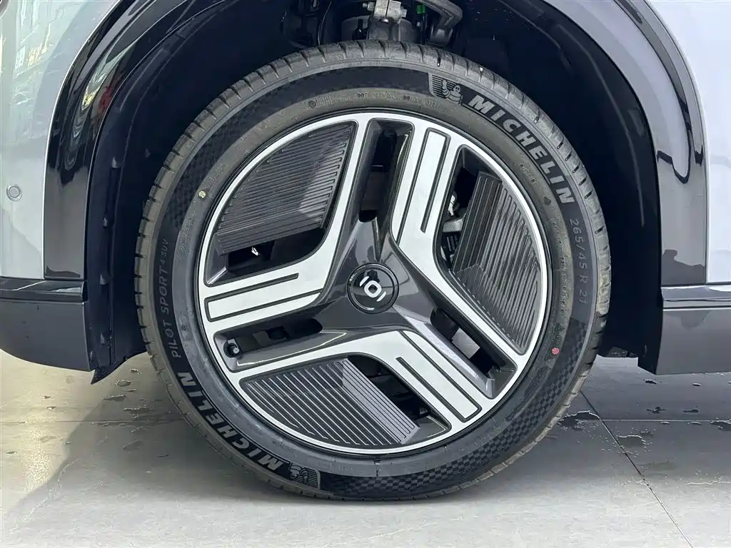 Changan Qiyuan E07 2025 pure electric four-wheel drive 90kWh Dacheng version купить на сайте DeffCars