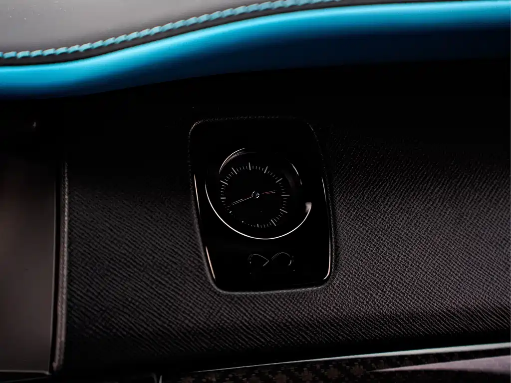 Cullinan 2020 Black Badge купить на сайте DeffCars