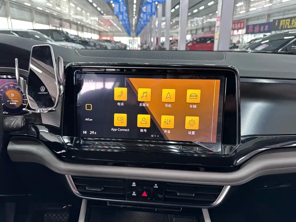 Touron 2022 380TSI four-wheel drive luxury version купить на сайте DeffCars
